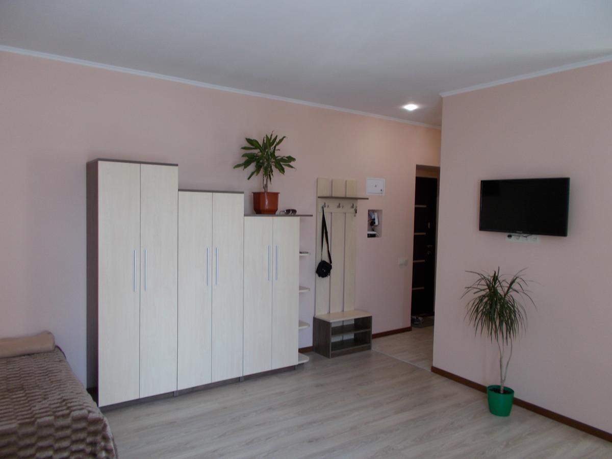 Apartment Near The Forum Mall リヴィウ エクステリア 写真